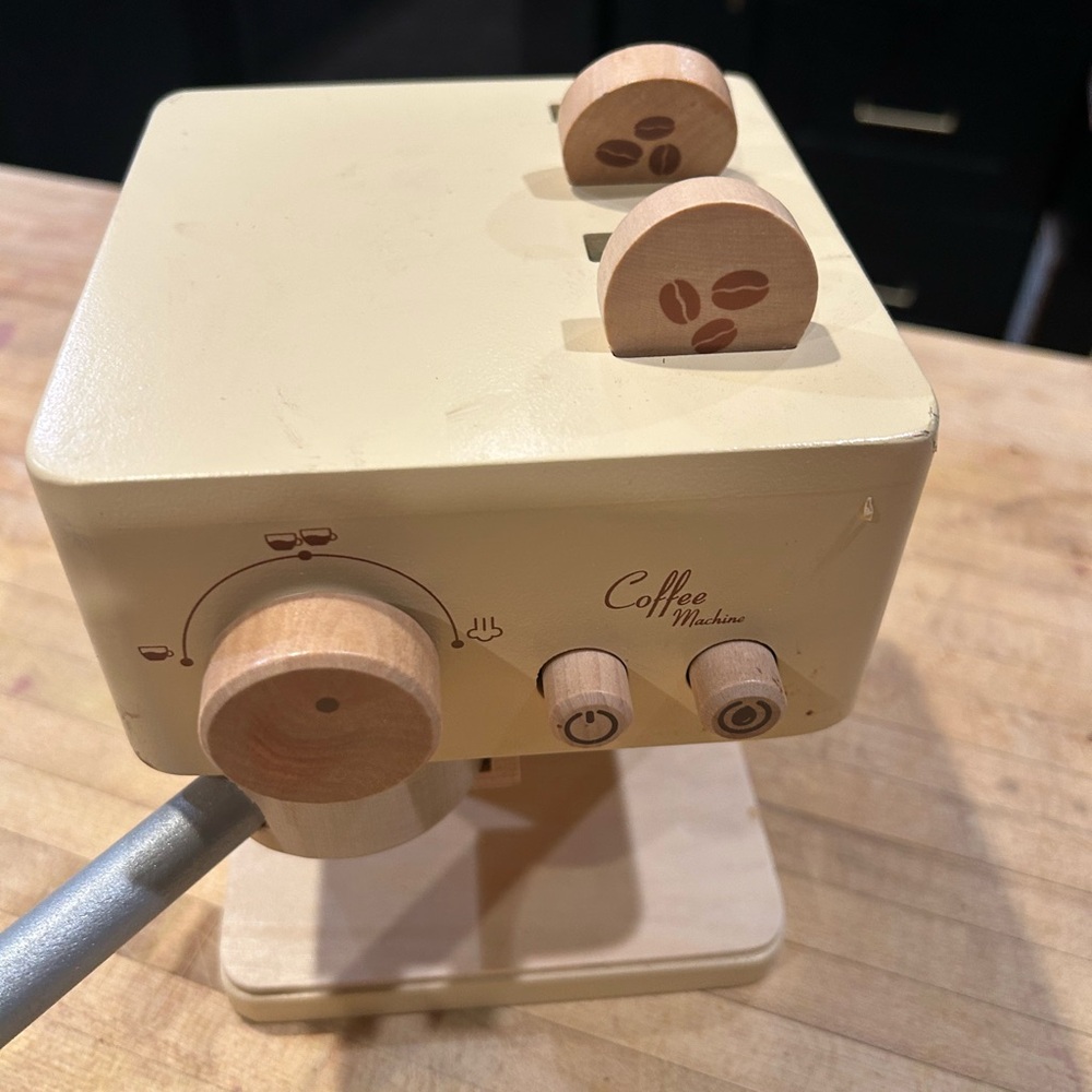 Wooden Toy Coffee Machine - Cream